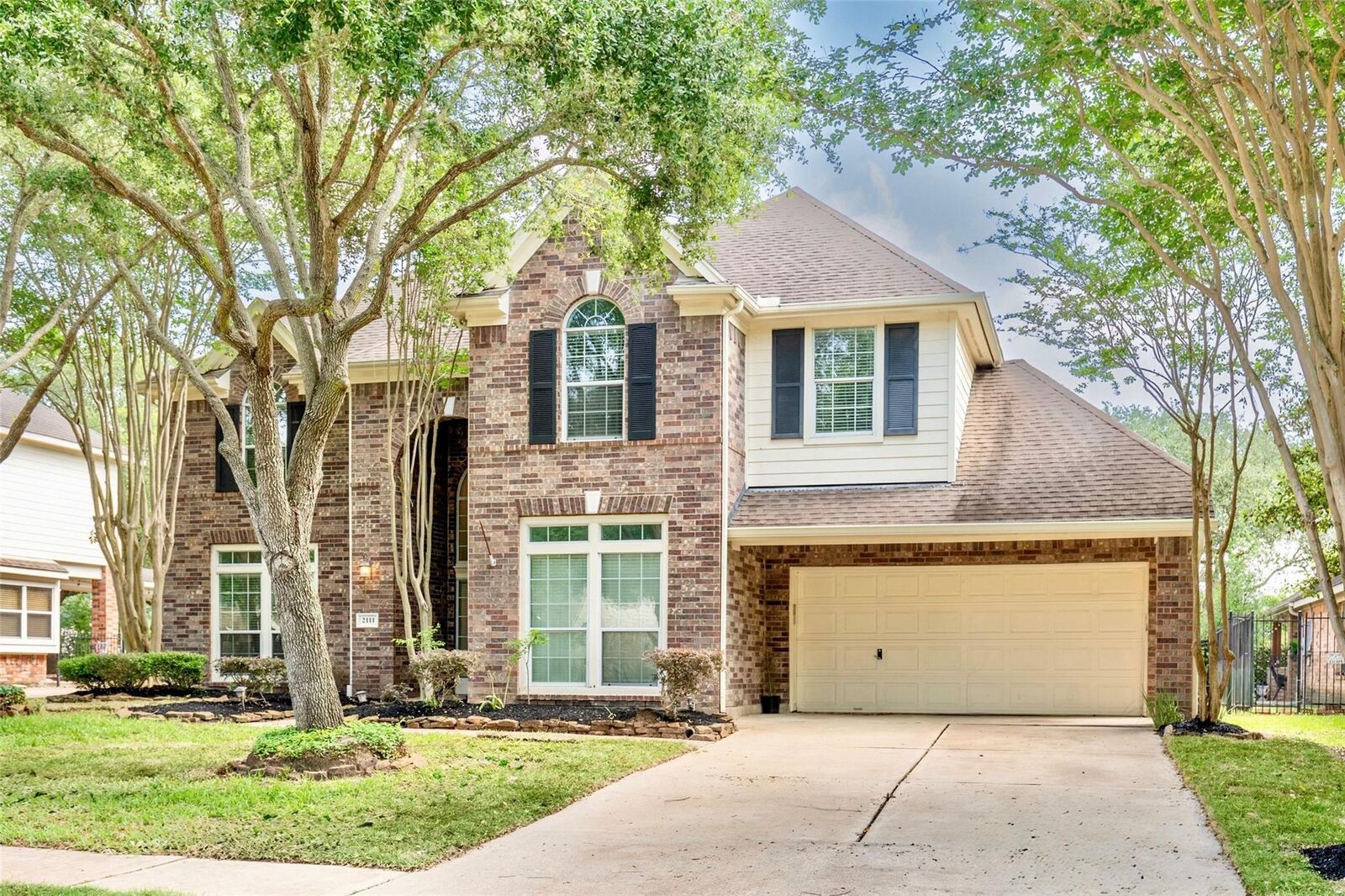 Property Photo:  2111 Blue Water Bay Drive  TX 77494 