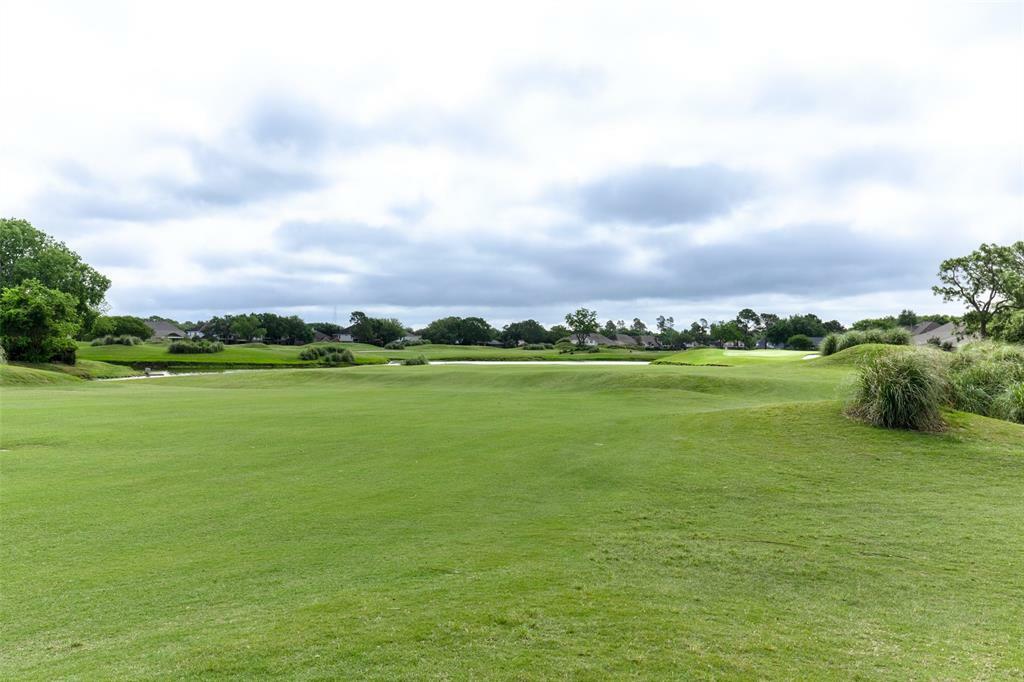 Property Photo: 2111 Blue Water Bay Drive TX 77494