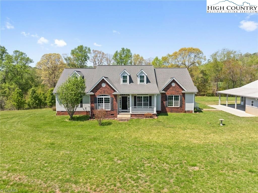 Property Photo: 1046 Linneys Mill Road NC 28689