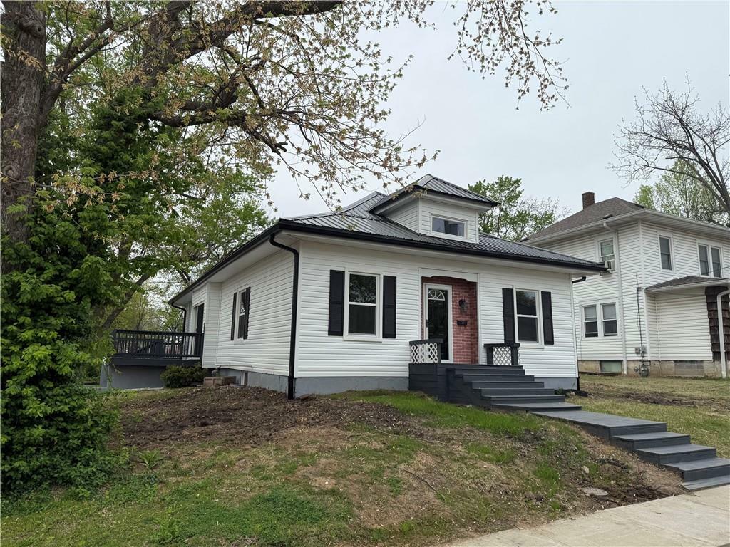 Property Photo:  601 Pleasant View Avenue  MO 64683 
