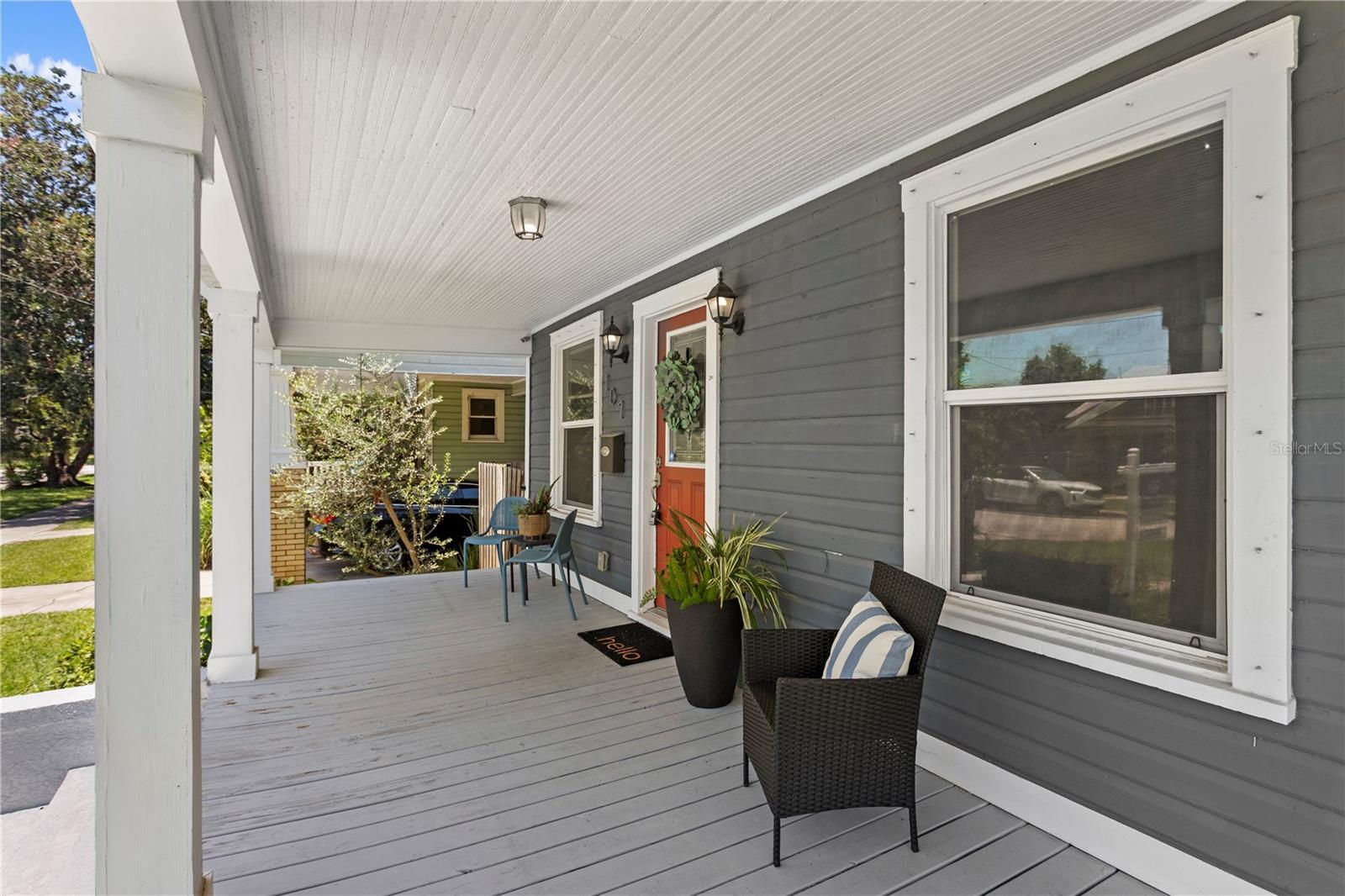 Property Photo: 107 W Amelia Avenue FL 33602