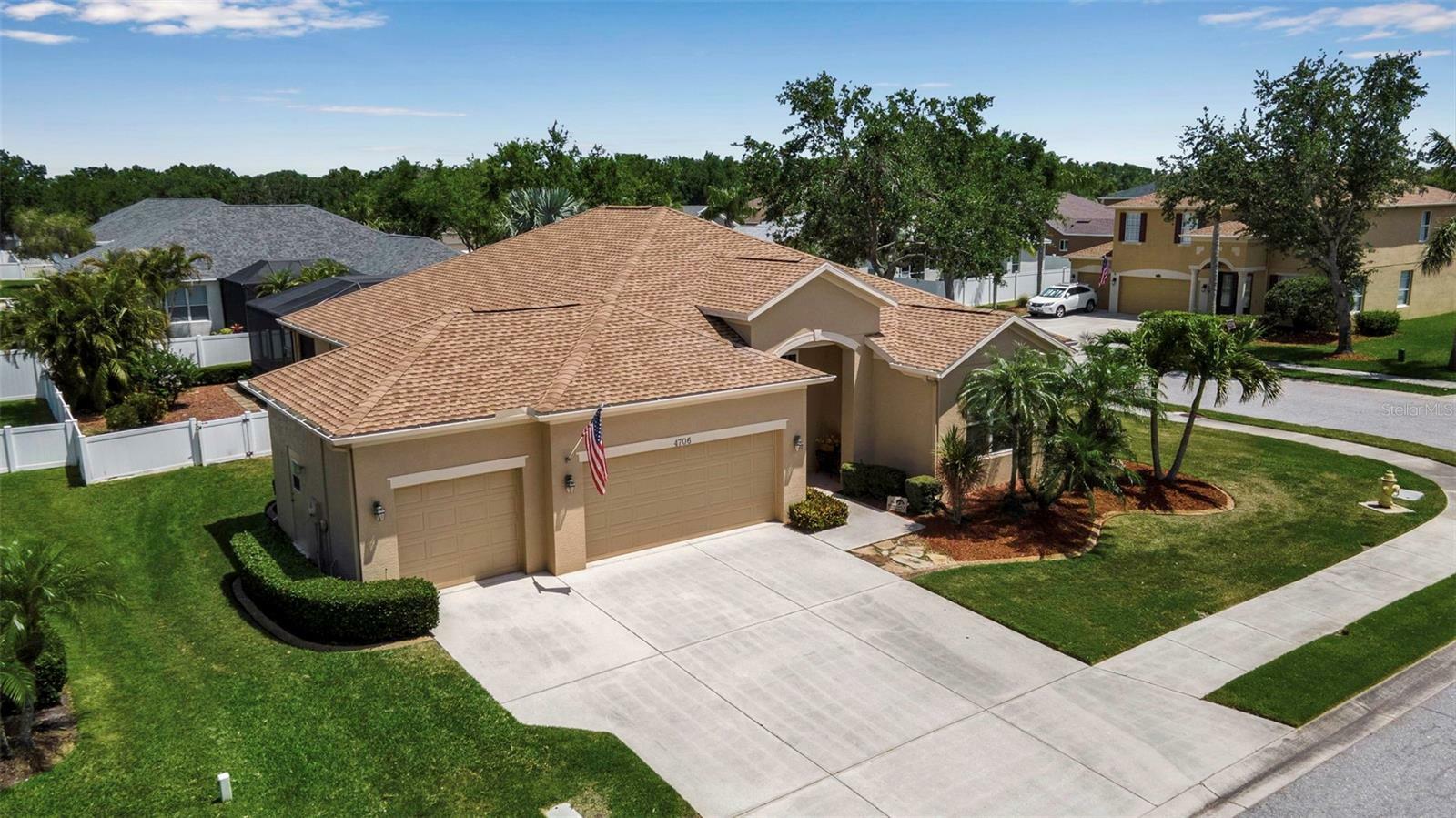 Property Photo: 4706 Josselin Place FL 34219