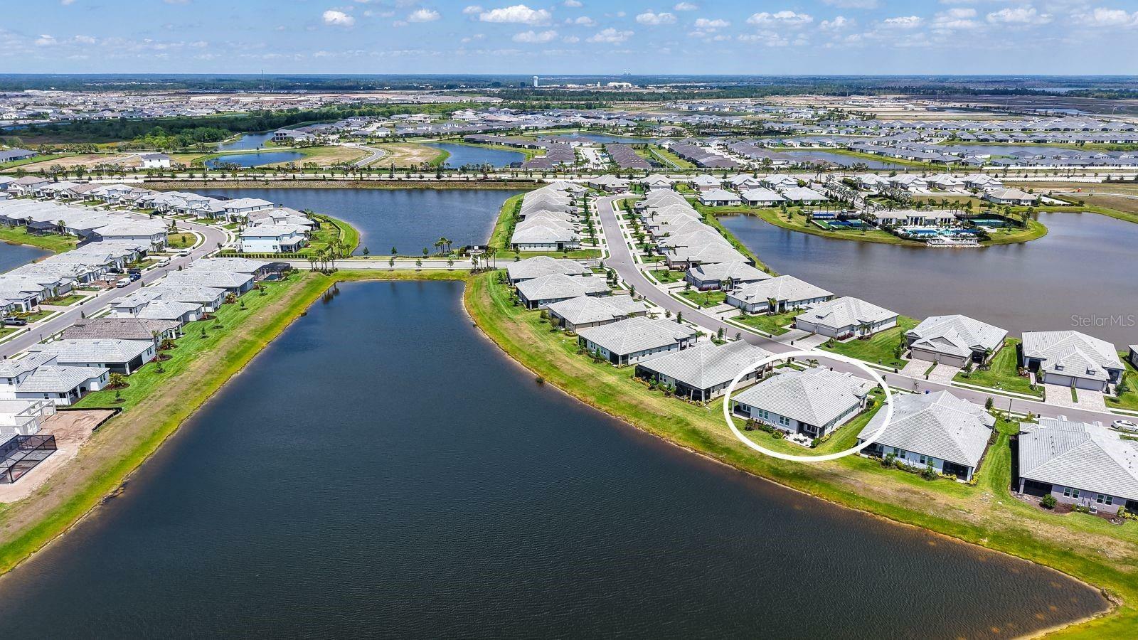 Property Photo: 17946 Cherished Loop FL 34211
