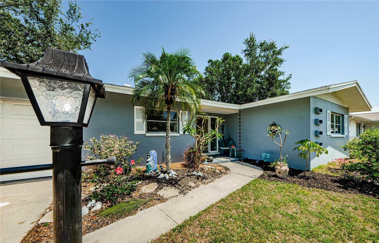 Property Photo: 1942 Ashland Drive FL 33763