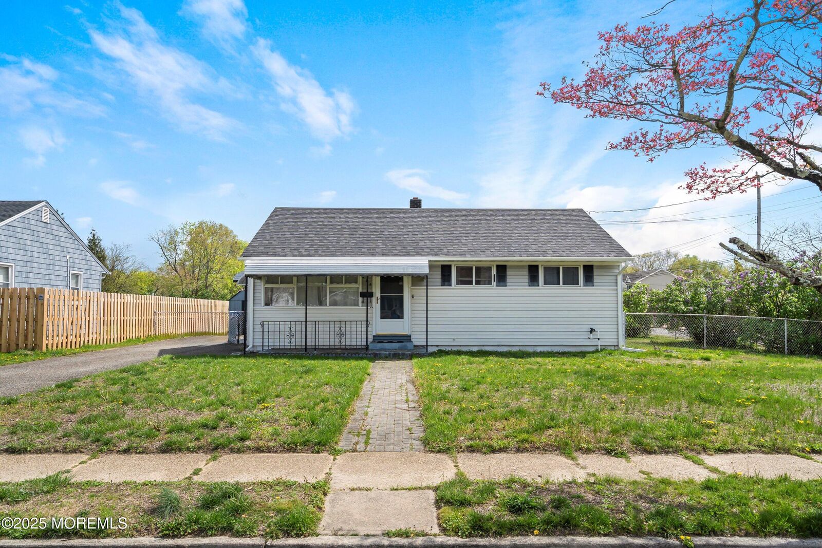 Property Photo:  423 Lafayette Avenue  NJ 08753 