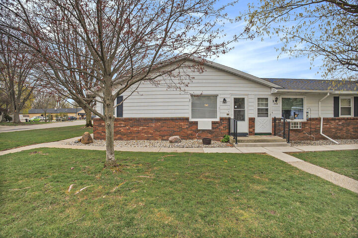 Property Photo: 3337 Division Avenue SW MI 49418