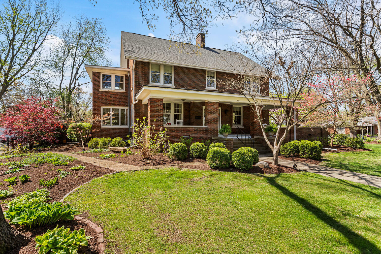Property Photo: 915 W Clark Street IL 61821