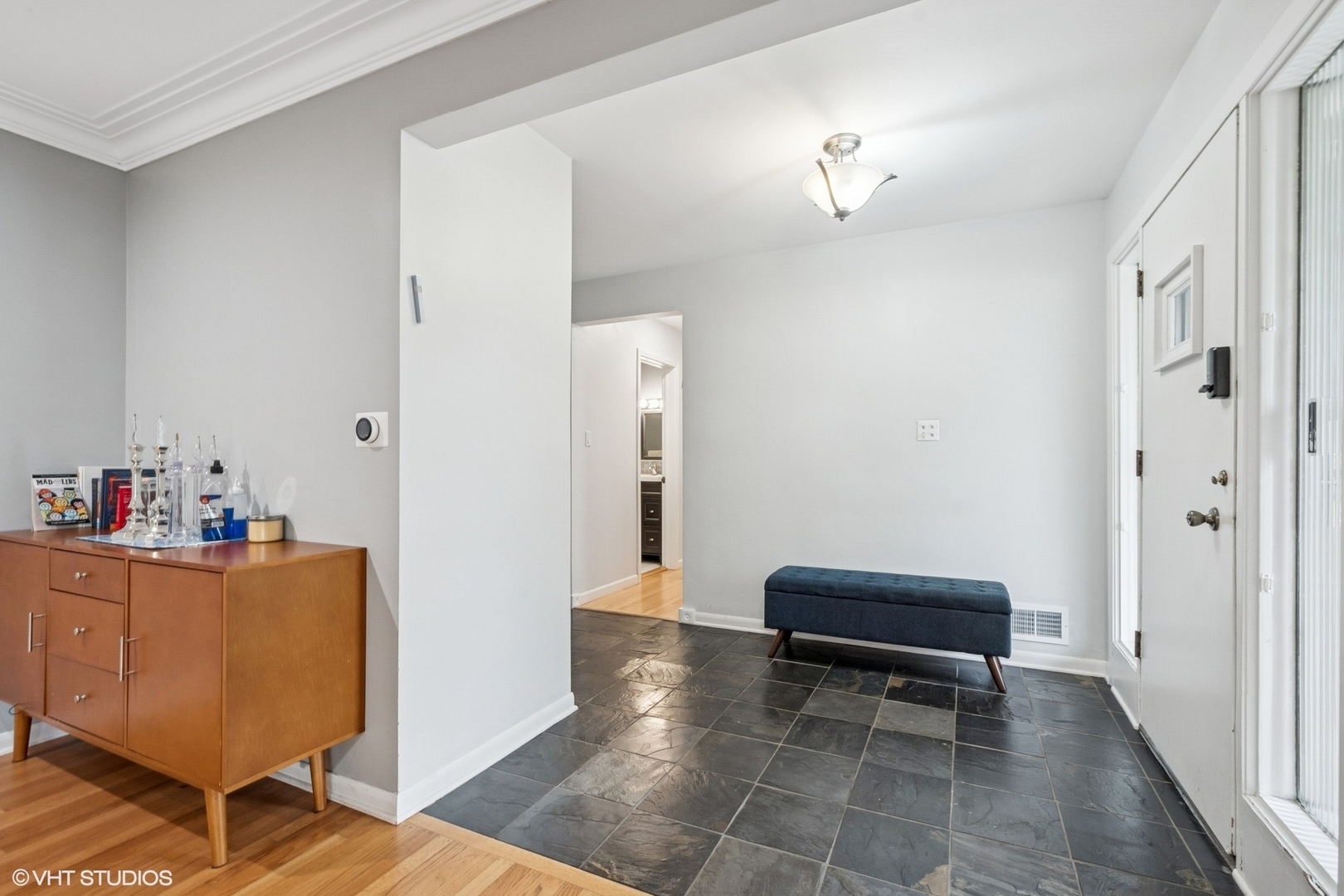 Property Photo:  