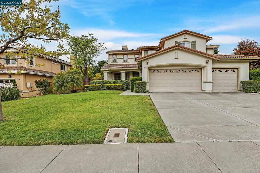 2261 Bennington Dr  Vallejo CA 94591 photo