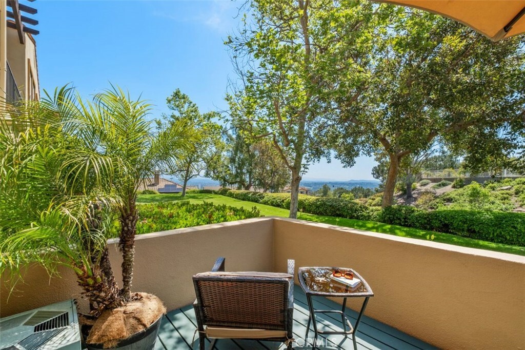 Property Photo: 116 Verdin Lane CA 92656