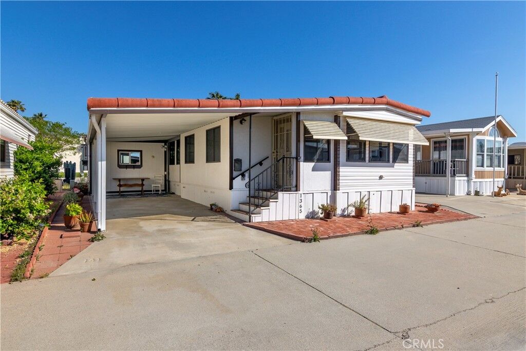 Property Photo:  1365 Sierra Drive  CA 92583 