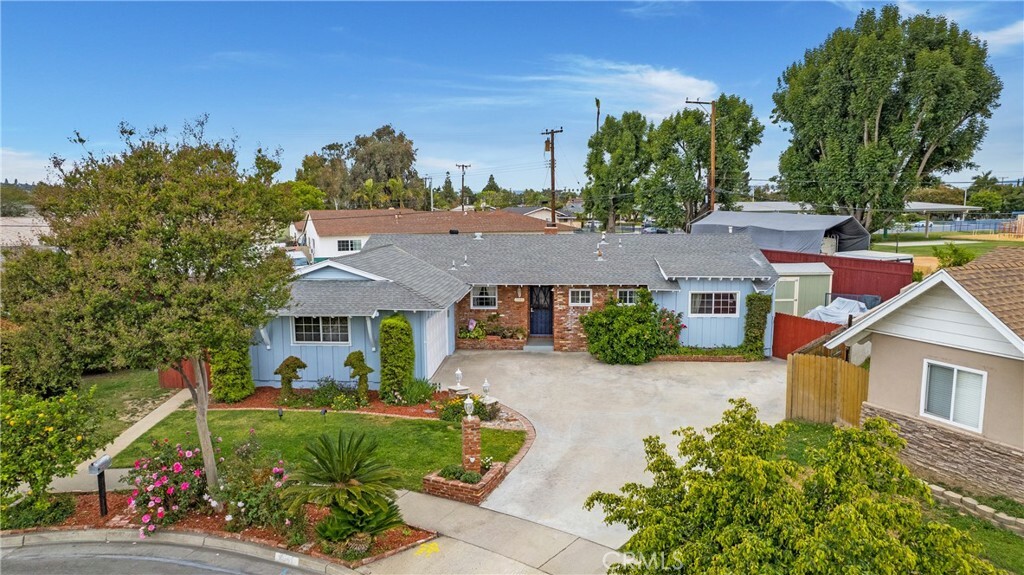 Property Photo: 2041 Sudene Avenue CA 92831