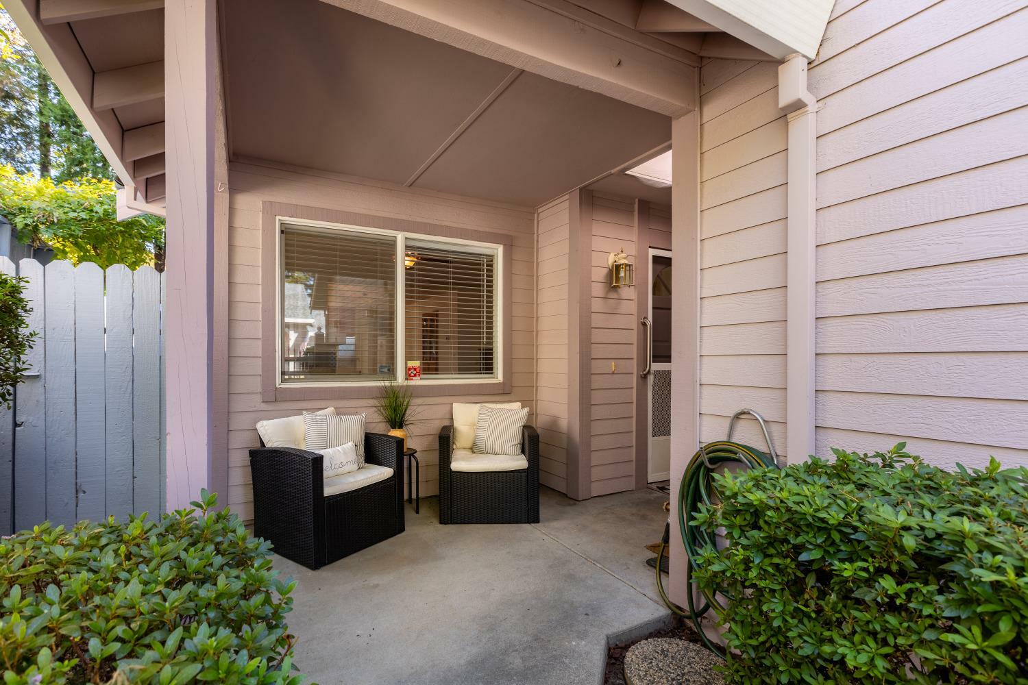 Property Photo: 118 Carriage Lane CA 95949
