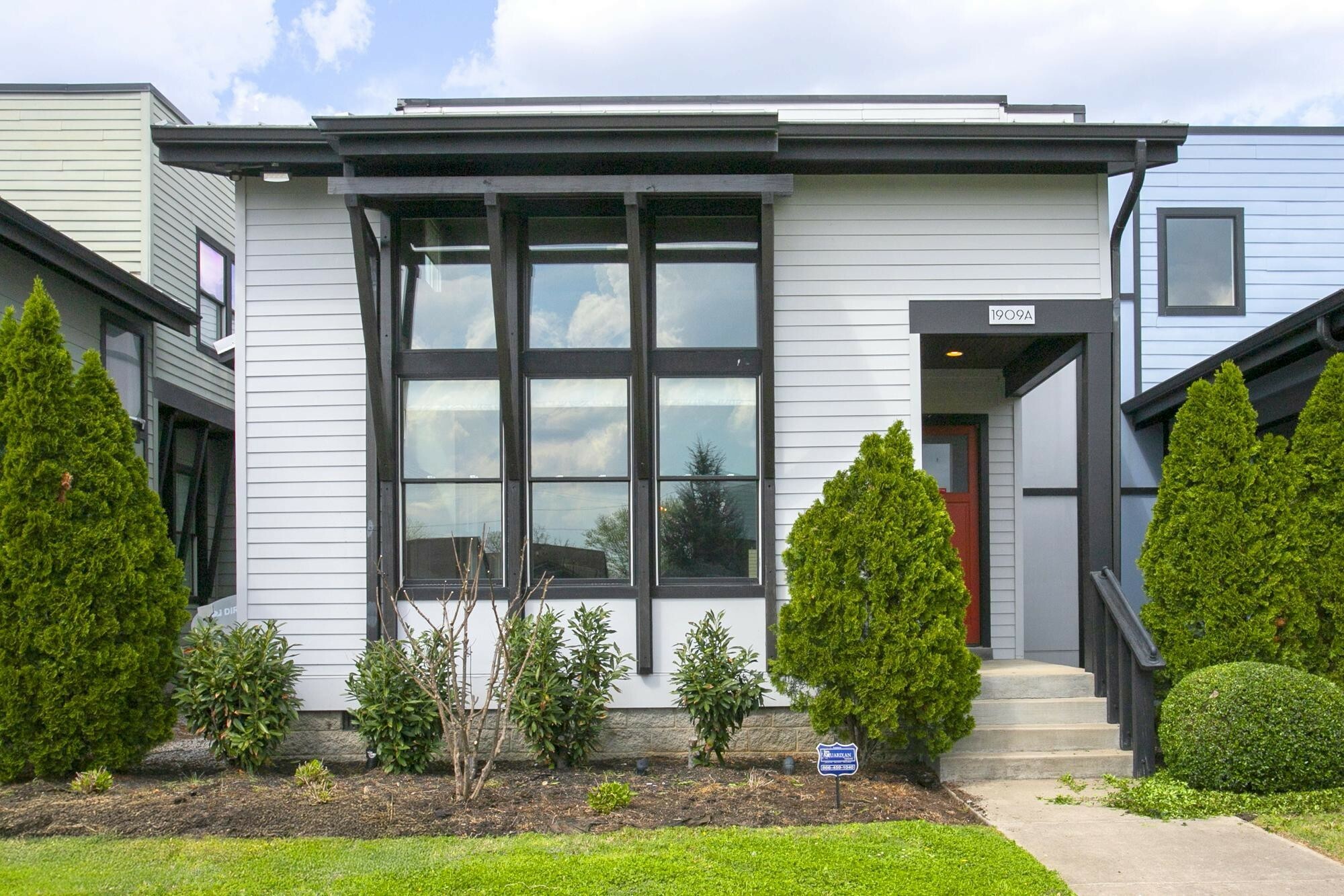 Property Photo: 1909A Truett Ave TN 37206