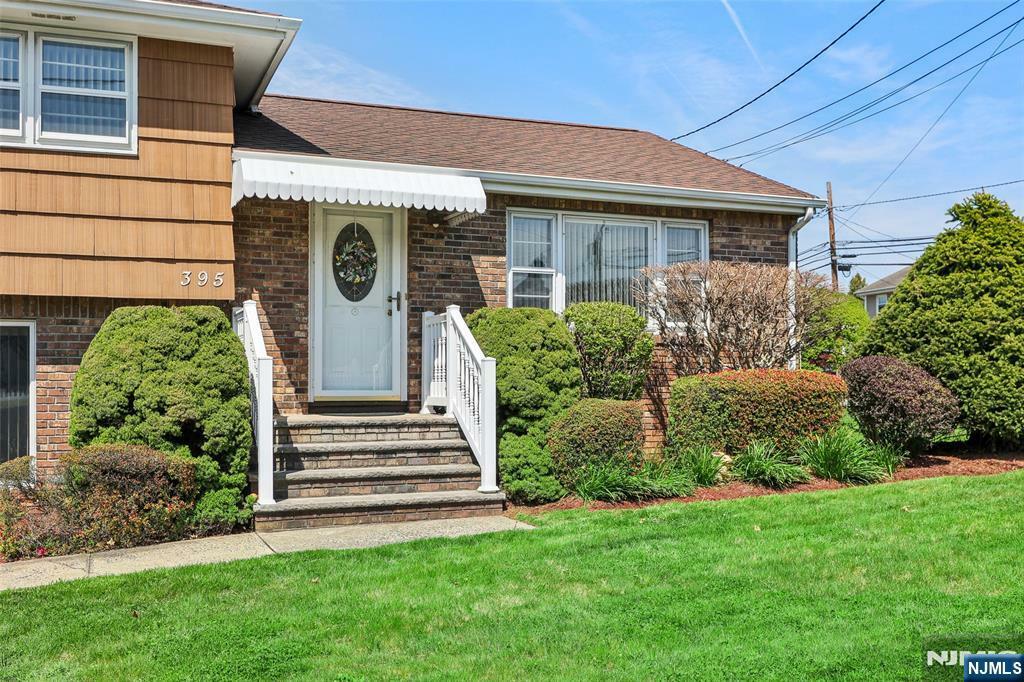 Property Photo: 395 Van Luyn Terrace NJ 07663