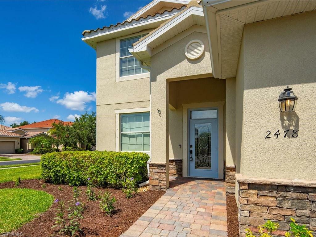 Property Photo: 2478 Heydon Cir E FL 34120
