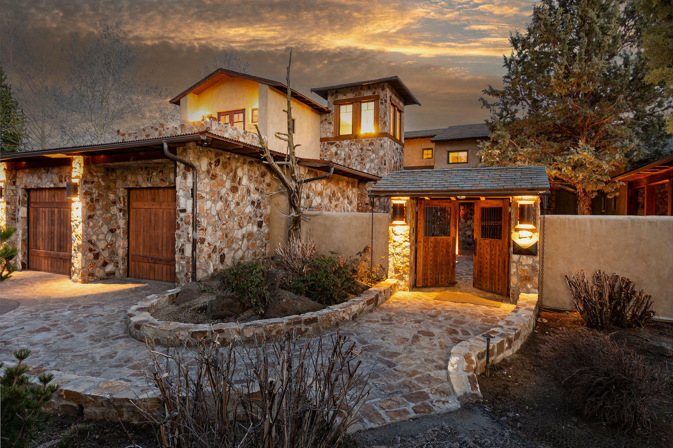 Property Photo:  23021 Brushline Court  OR 97701 