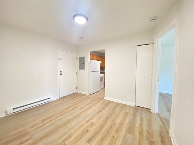 Property Photo: 9 Weld Street 23 MA 01702