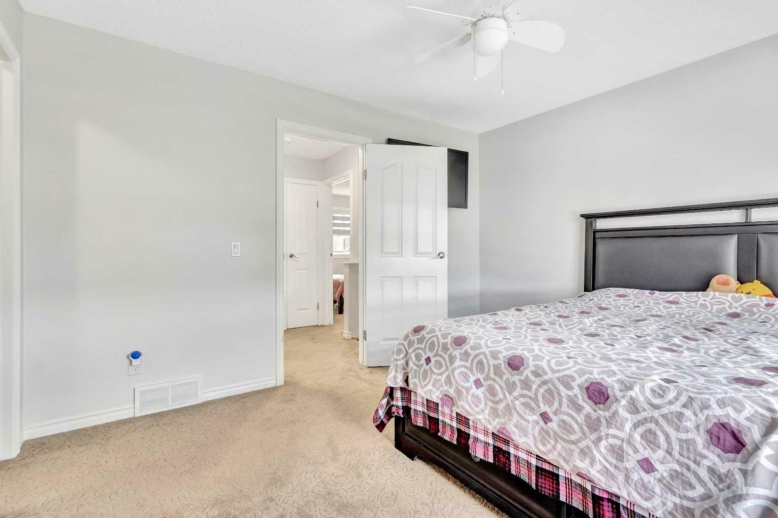 Photo de la propriété: 59 Martin Crossing Park NE AB T3J 3N6
