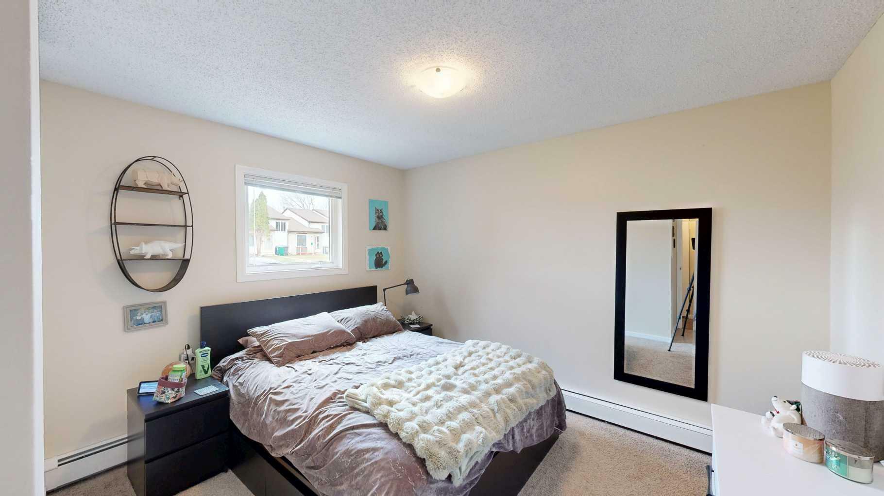 Property Photo: 405 Columbia Boulevard W 102 AB T1K 5R8