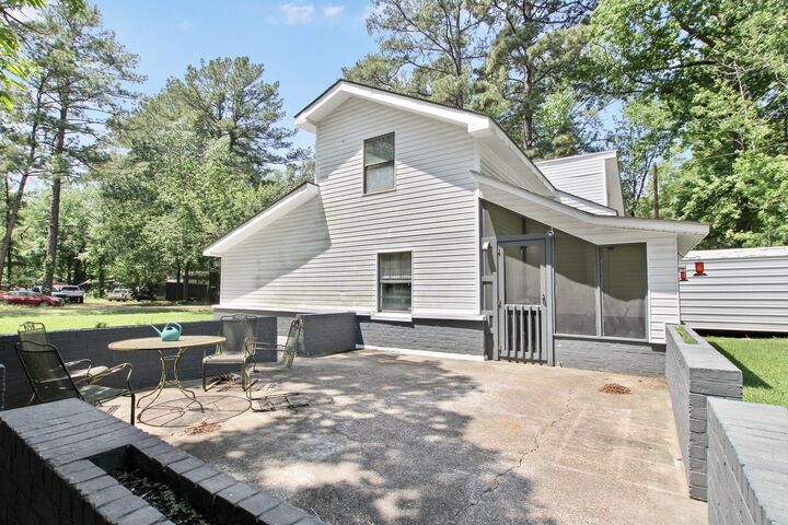 201 Thomas Dr  Leesville LA 71446 photo