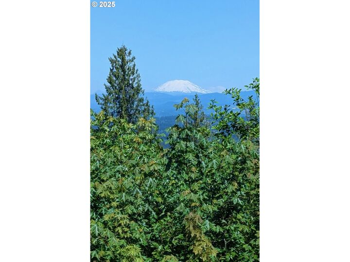 Property Photo:  10469 SE Quail Ridge Dr  OR 97086 