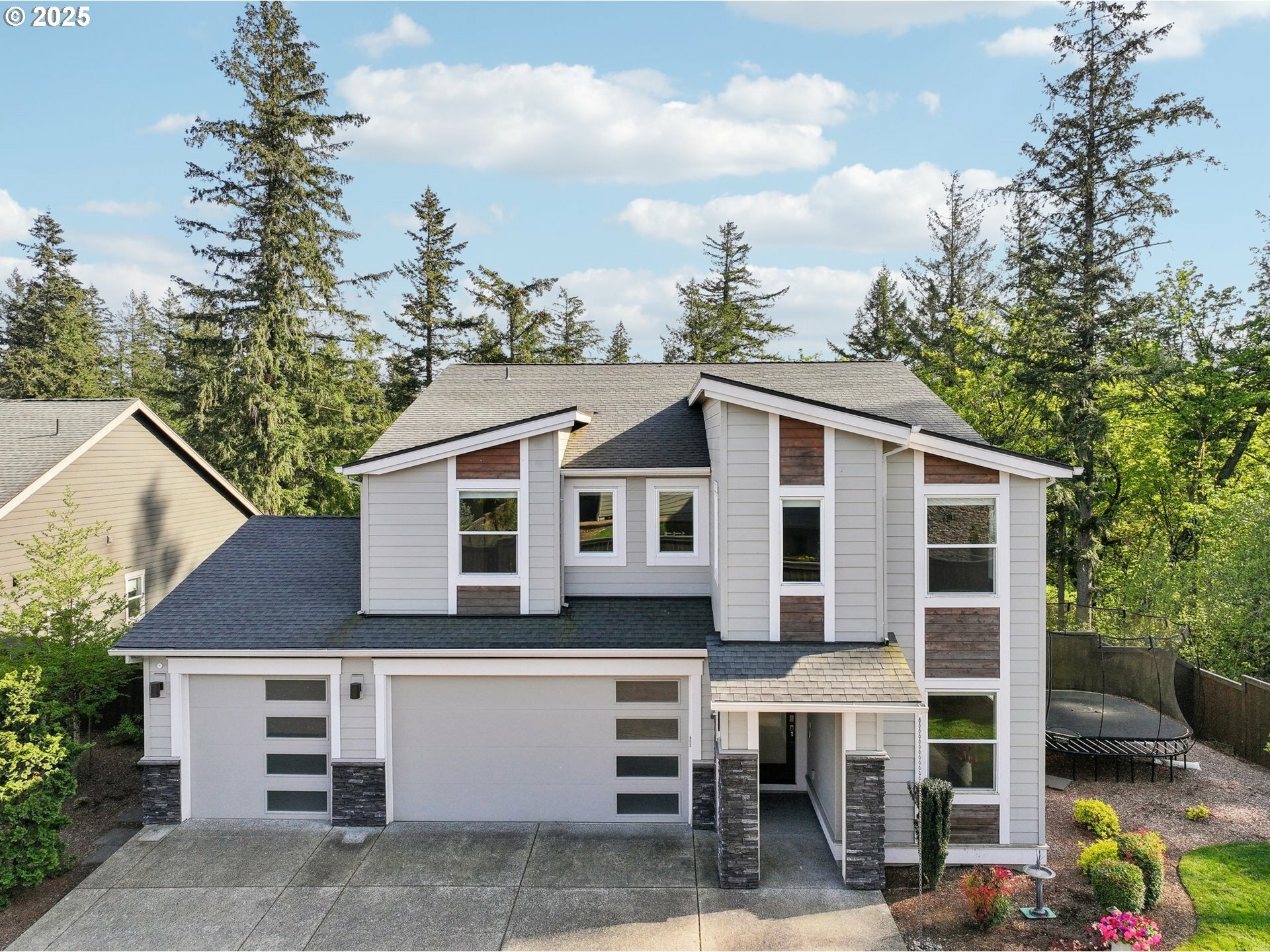 Property Photo: 2041 NW Sierra Way WA 98607