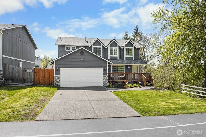 Property Photo:  23002  41st Avenue E  WA 98387 