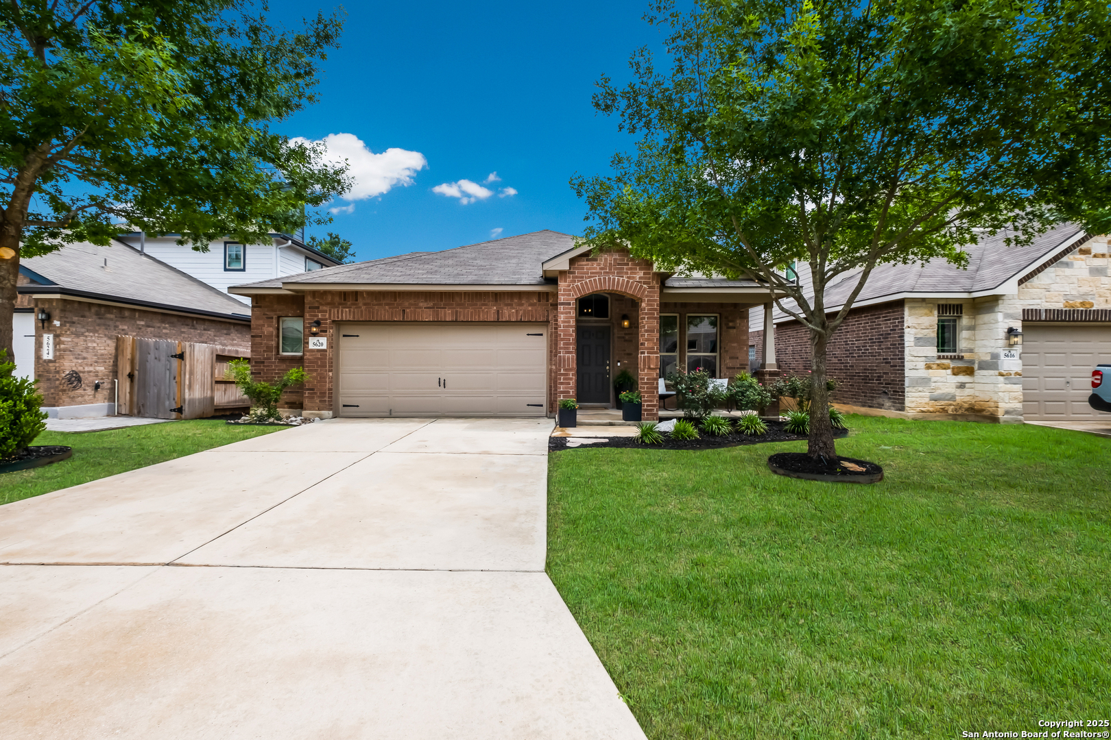 Property Photo: 5620 Carriage Falls TX 78261