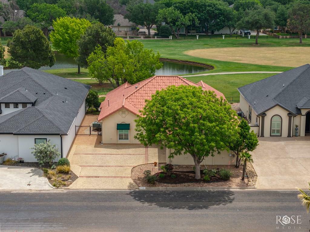 Property Photo: 2105 Valleyview Dr TX 76904