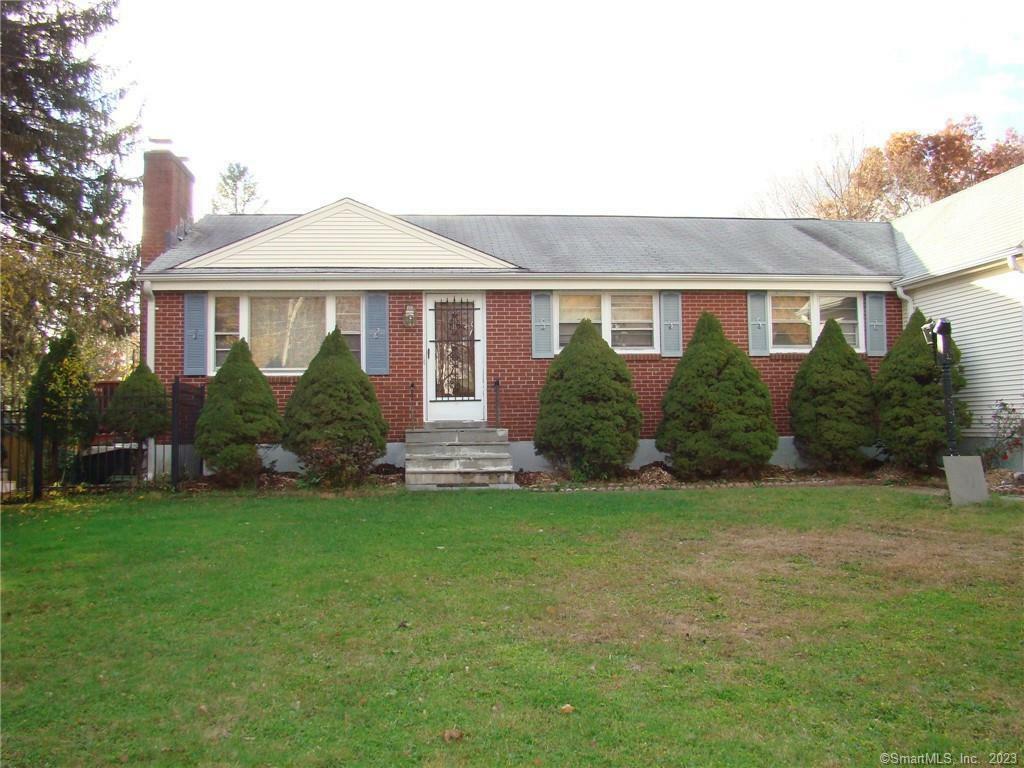 Property Photo: 453 Strickland Street CT 06033