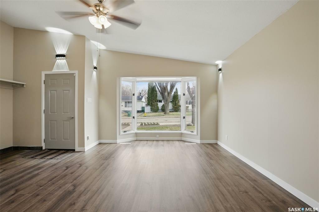 Property Photo: 1301 J Avenue N SK S7L 2L9
