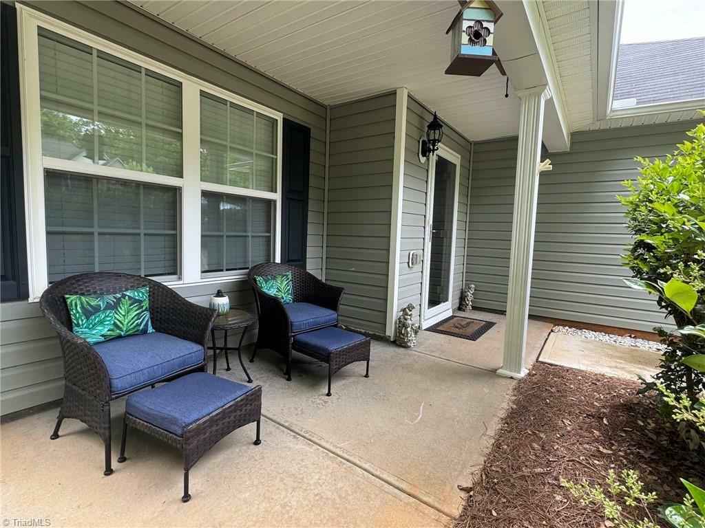 Property Photo: 203 Cross Country Chase NC 27357