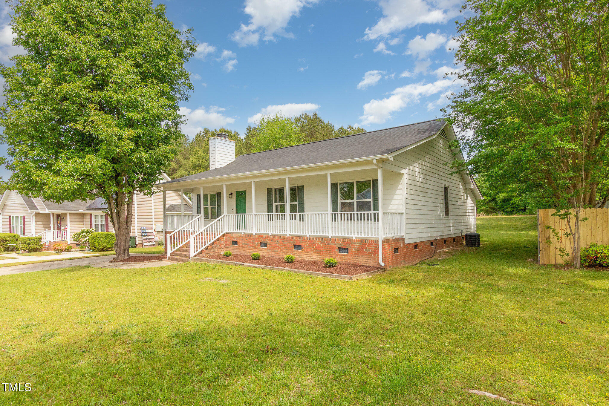 Property Photo: 5317 Cottage Bluff Lane NC 27545