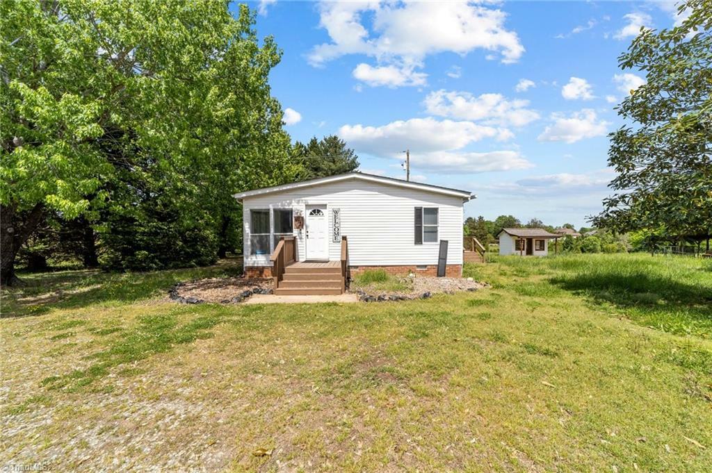Property Photo: 8321 Haw River Road NC 27310
