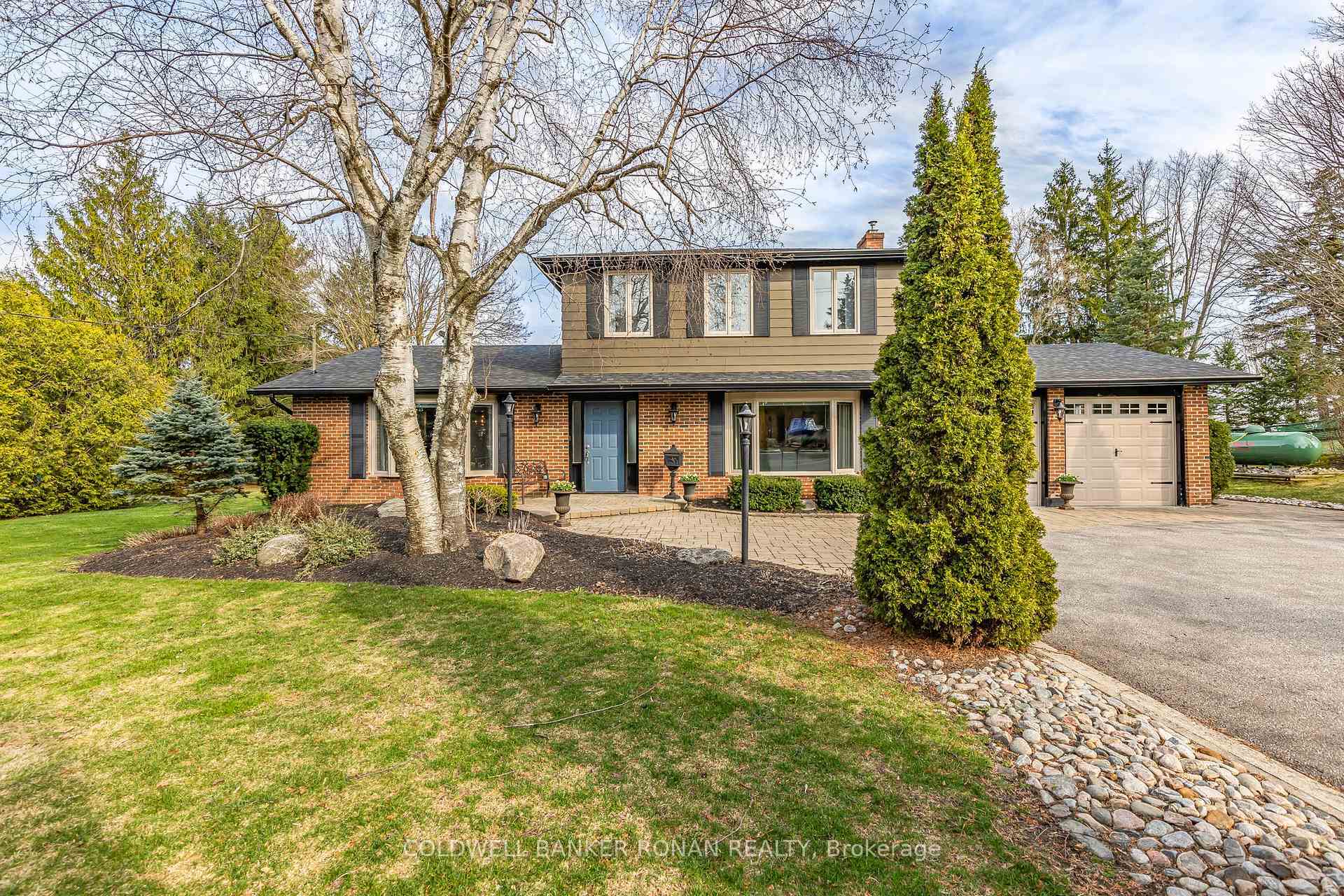 Photo de la propriété: 9581 Old Church Road ON L7E 0P9