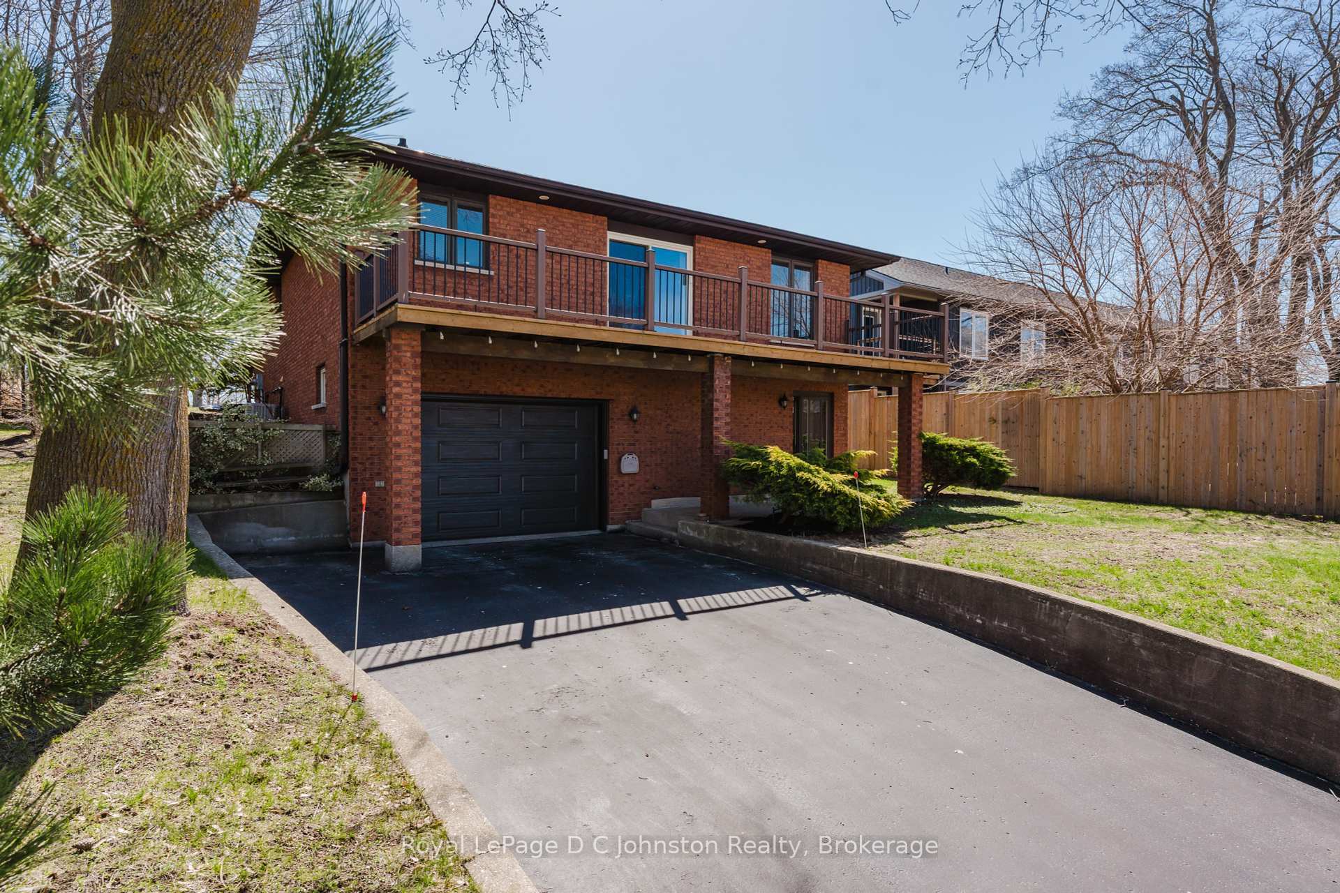 Property Photo: 45 Victoria Street S ON N0H 2L0
