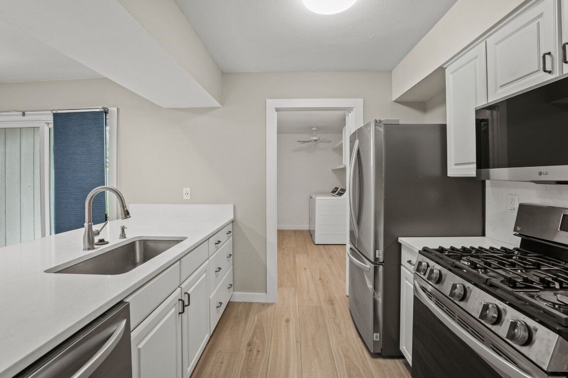 Property Photo: 703 Castle Ridge Road C TX 78746