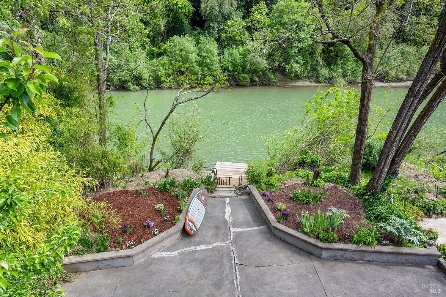 Property Photo:  15621 Riverside Drive  CA 95446 