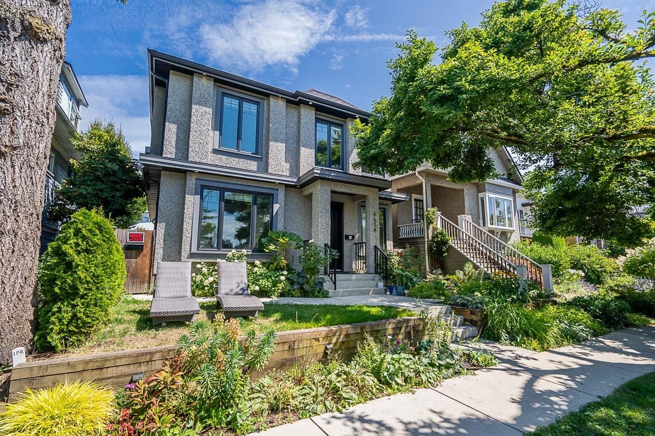 Property Photo:  4438 Ontario Street  BC V5V 3H1 