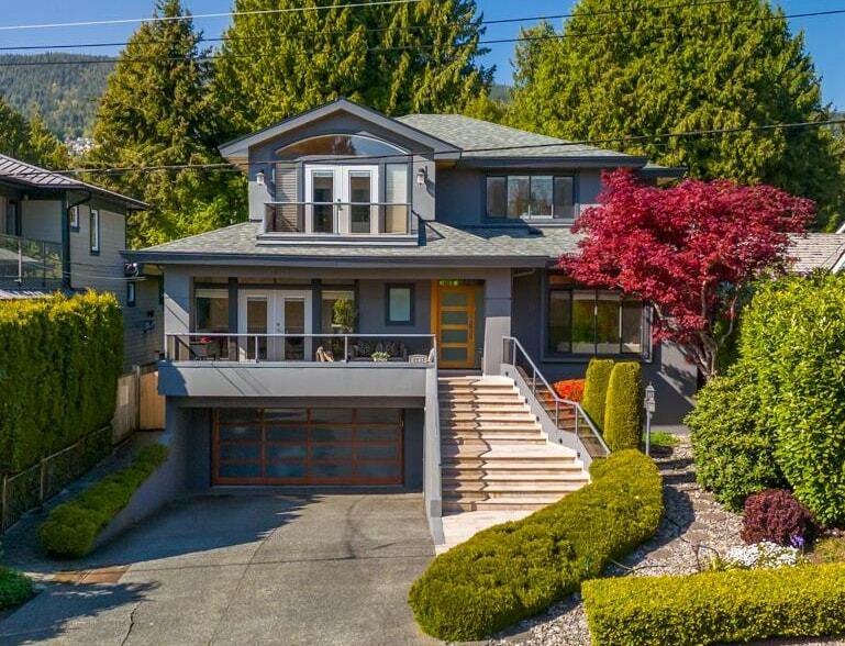 Property Photo: 2257 Fulton Avenue BC V7V 1T7