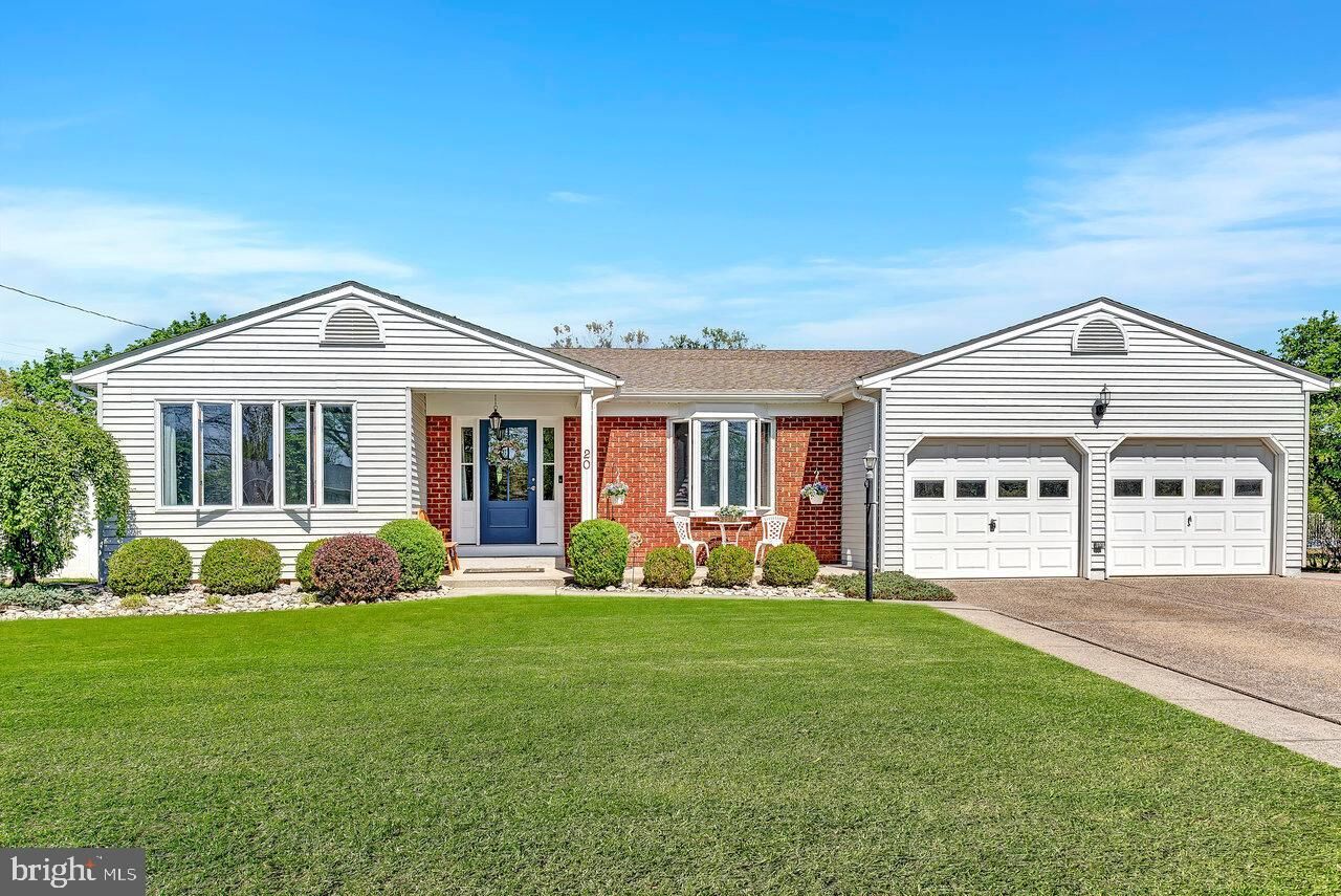 Property Photo:  20 Wolfpack Road  NJ 08619 