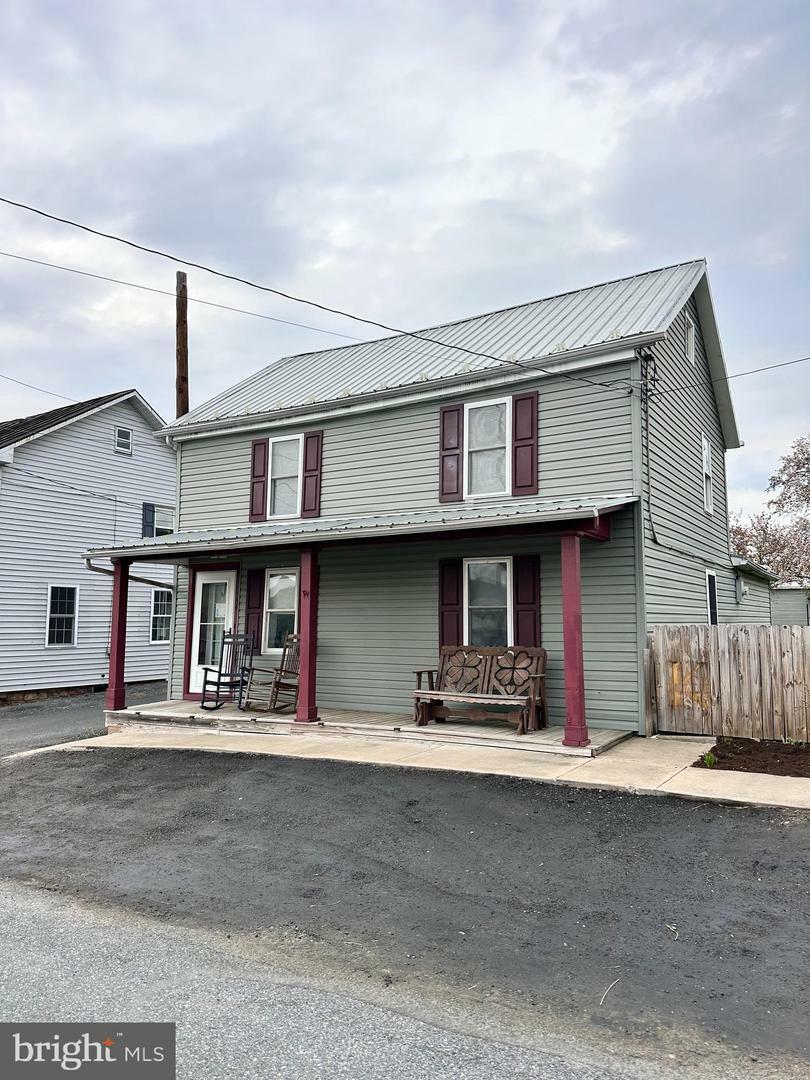 Property Photo: 34 N High Street PA 17062