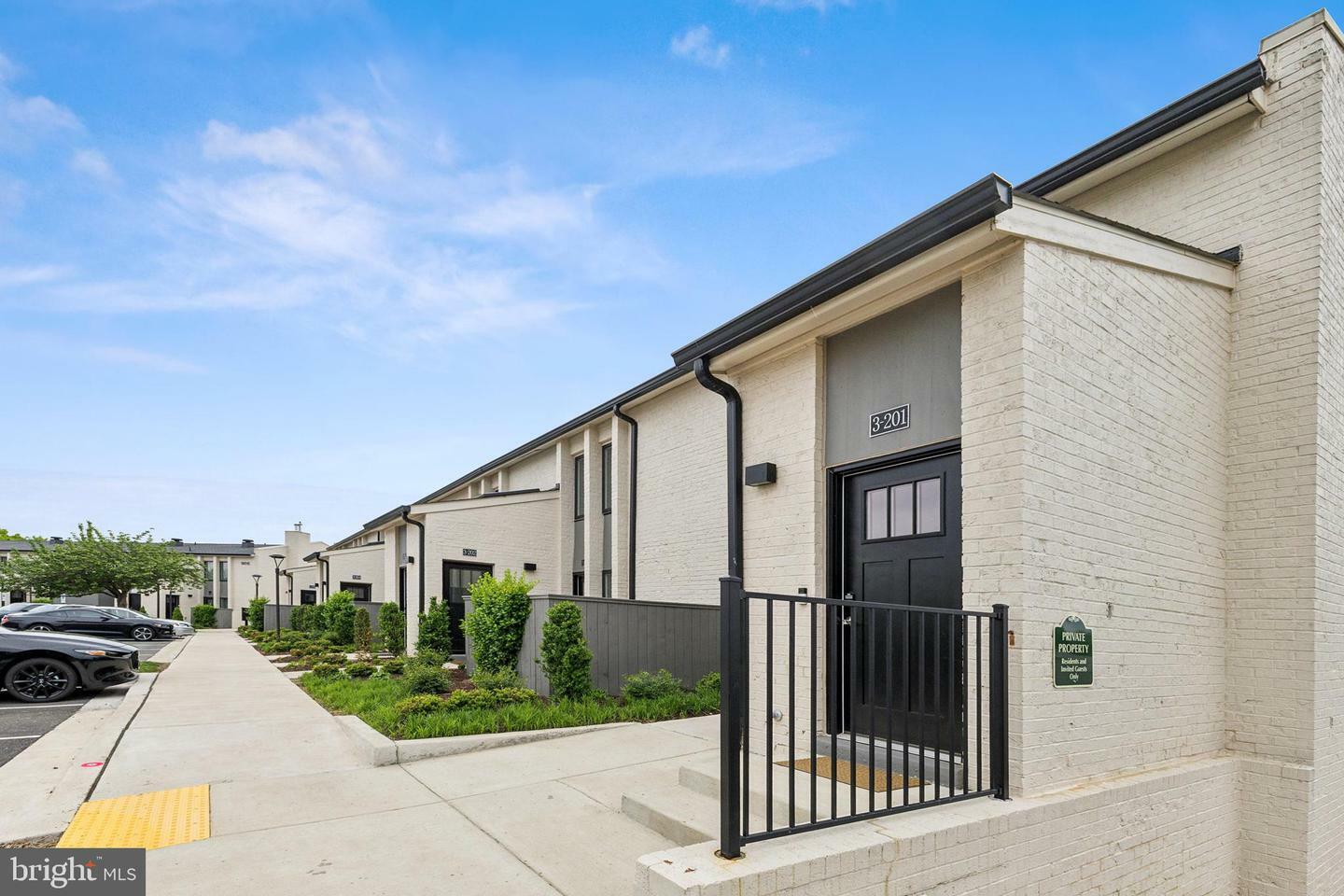 Property Photo: 19520 Village Walk Drive 3-201 MD 20886