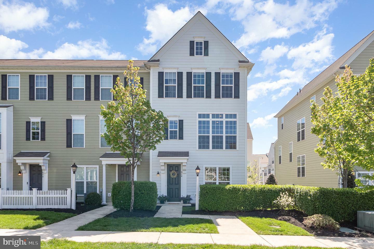 Property Photo: 510 Old Farm Lane PA 17050