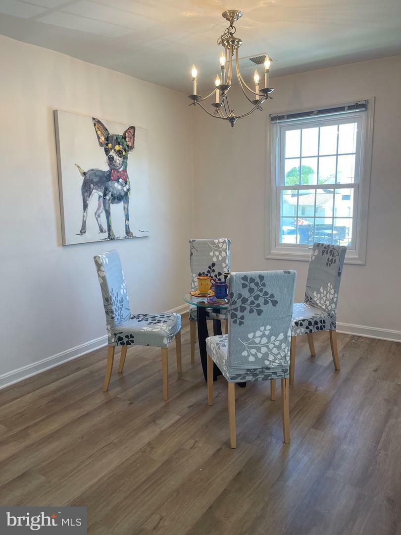 Property Photo:  110 Westwick Court 7  VA 20165 