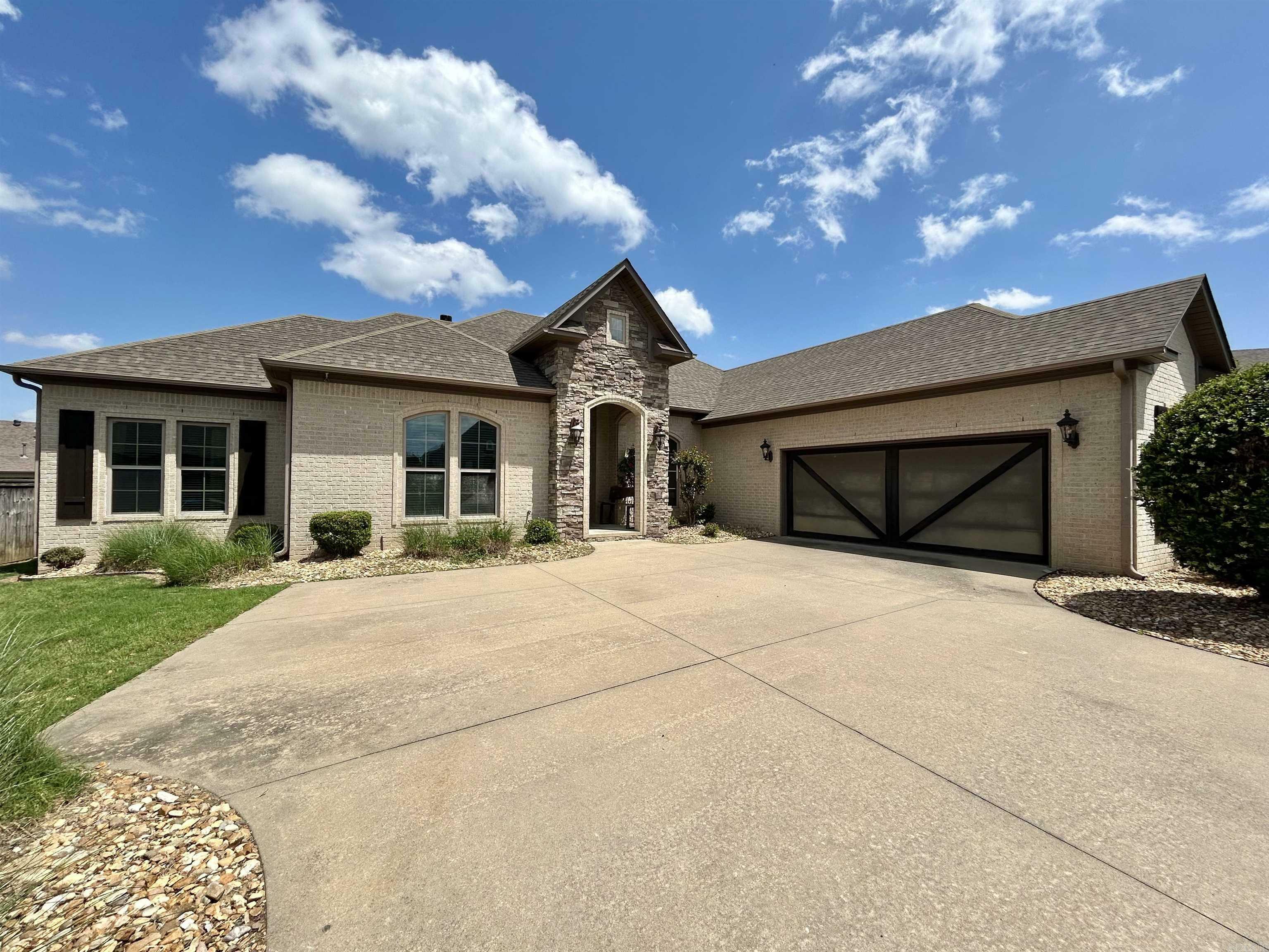 Property Photo: 4810 Peterson Cove AR 72034