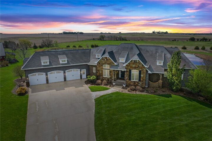 Property Photo: 2492 55th Street IA 52349