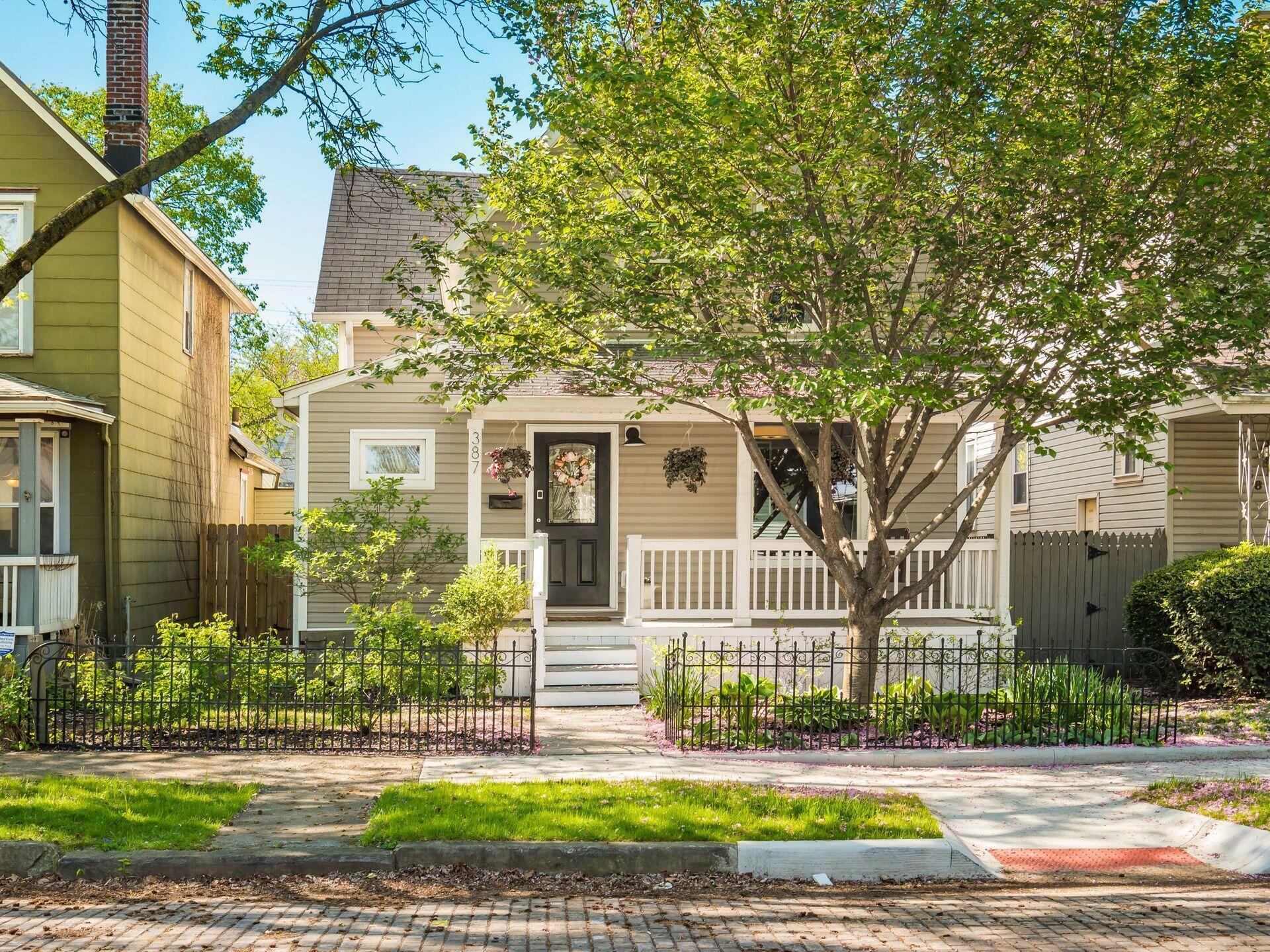 387 E Gates Street  Columbus OH 43206 photo