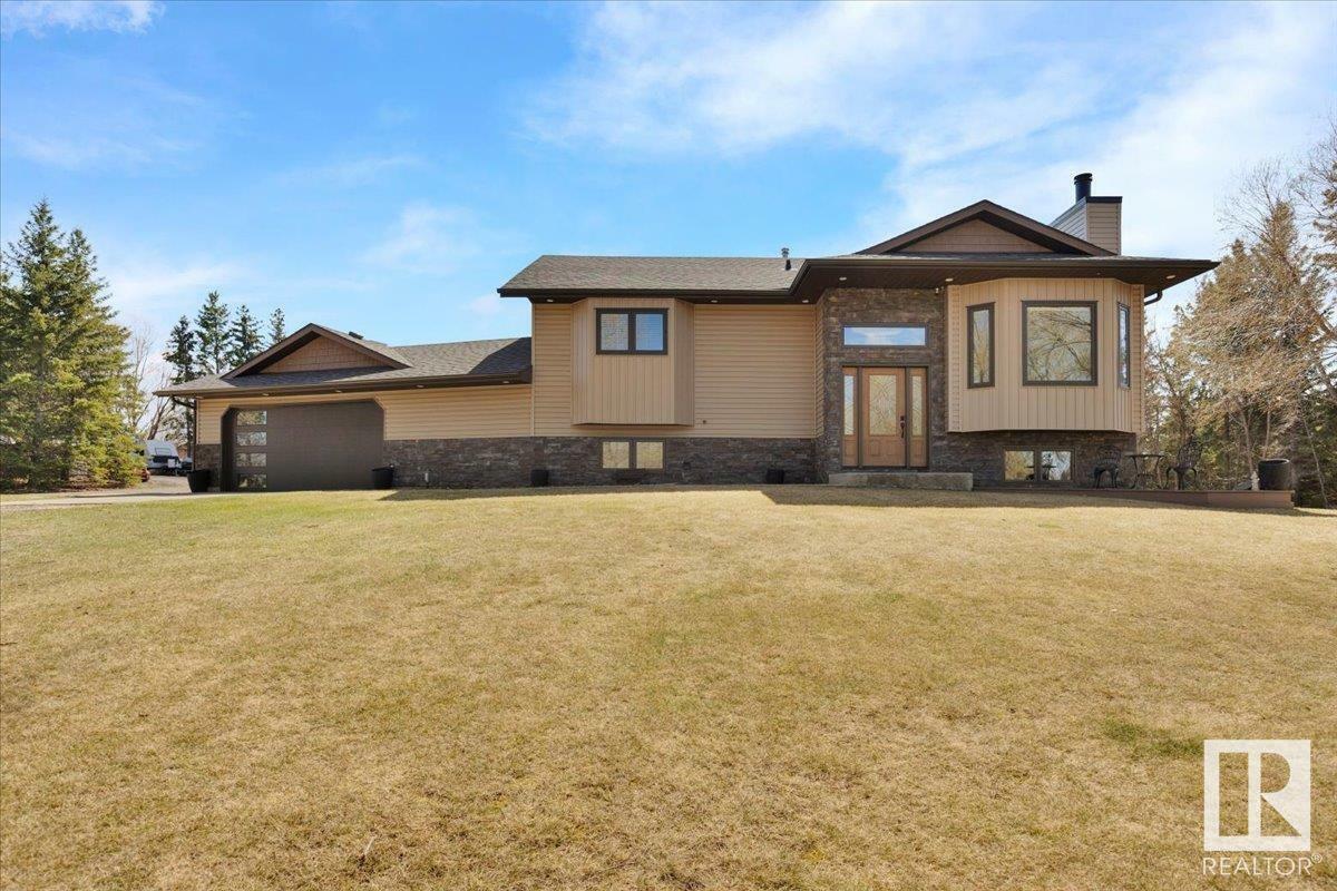Property Photo: 53503 Rge Road 274 15 AB T7X 3R9